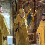В Неделю 15-ю по Пятидесятнице епископ Новокузнецкий и Таштагольский Владимир совершил литургию в Спасо-Преображенском кафедральном соборе