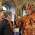 В канун Недели 6-й по Пасхе епископ Новокузнецкий и Таштагольский Владимир совершил всенощное бдение в Спасо-Преображенском соборе