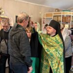 В храме святой Троицы Новокузнецка совершили Всенощное бдение в канун престольного праздника